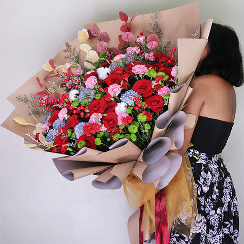 Bloom Romance Bouquet