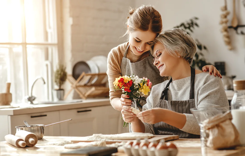 6 Ide Kejutan Spesial untuk Rayakan International Mother's Day 2025