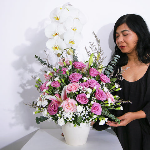 Bloom Sonata in Vase