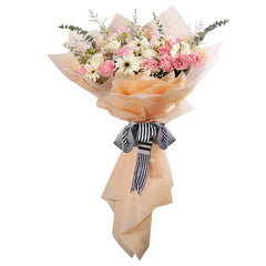 Blossom Kiss Bouquet