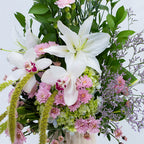 Daydream Lily in Vase