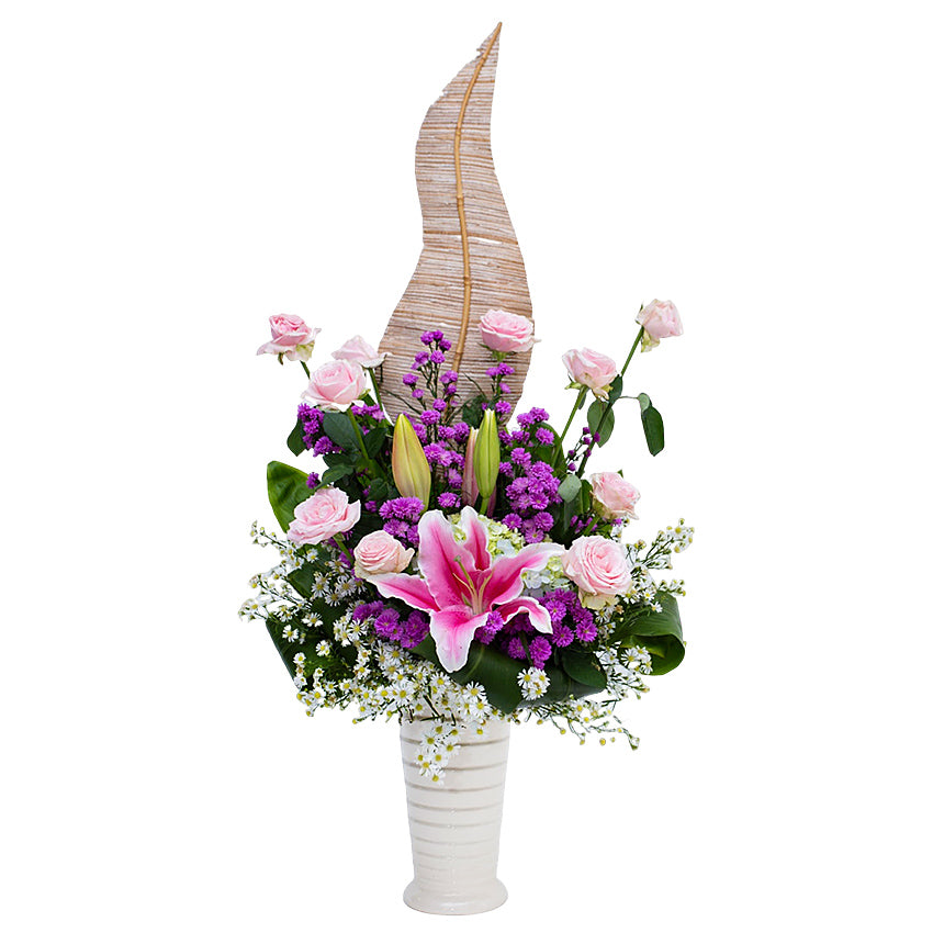 Love Waltz in Vase