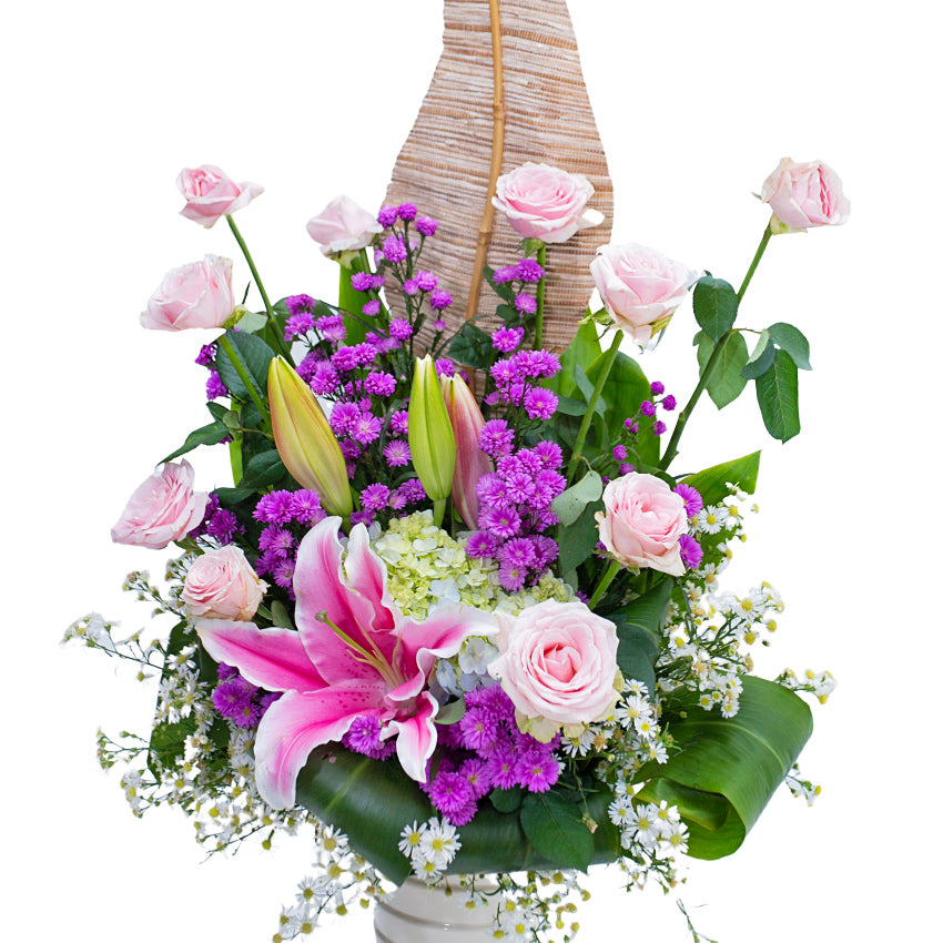 Love Waltz in Vase