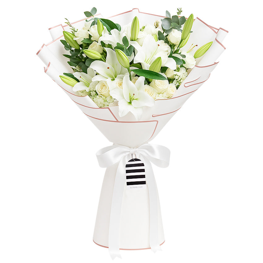 Snow Lilyrose Hand Bouquet