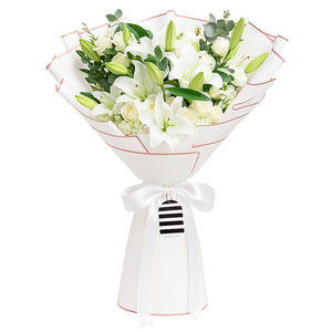Snow Lilyrose Hand Bouquet