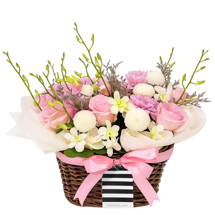 Dreamy Gardena in Basket