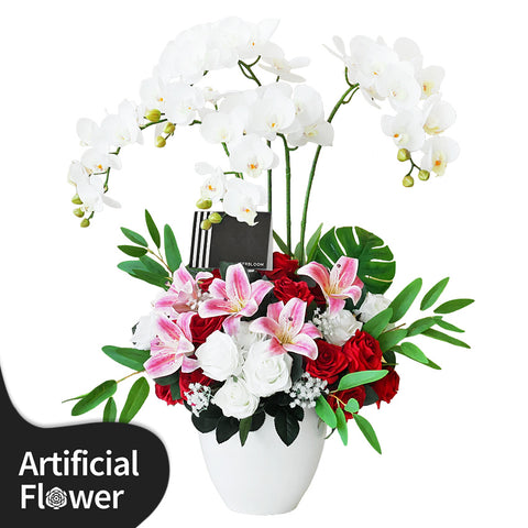 Orchid Palace in Vase