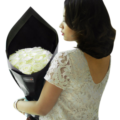 Black Pearl Classic Red Bouquet