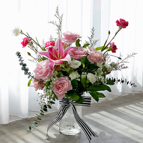 Pink Delicate in Vase