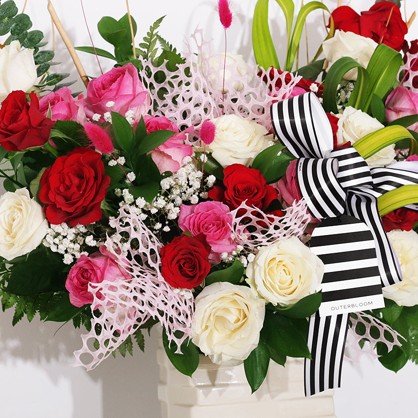 Rose Queen in Vase