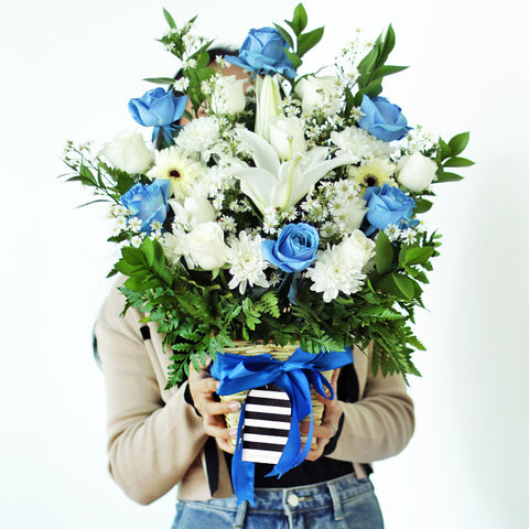 Royal Sapphire in Vase