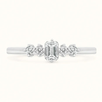 Petite Emerald Dotted Band Ring