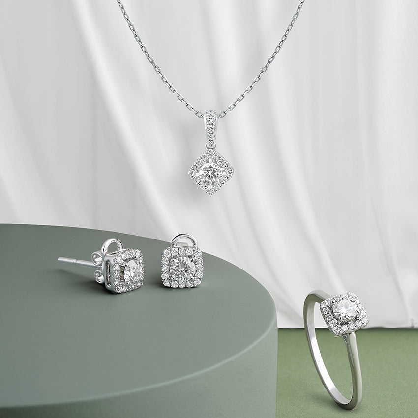 Sol et Terre Round Diamond Earrings with Squared Halo