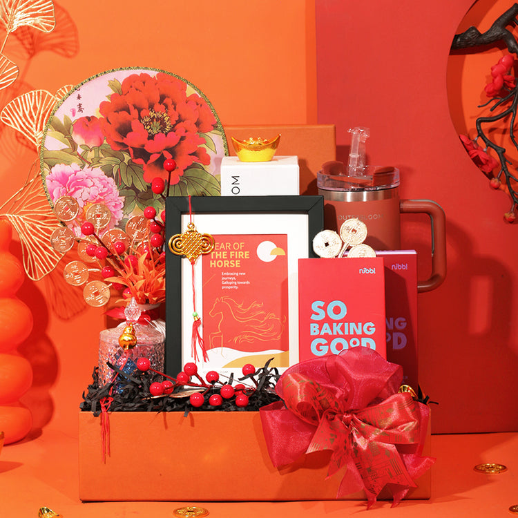 Signature CNY Deluxe Hampers
