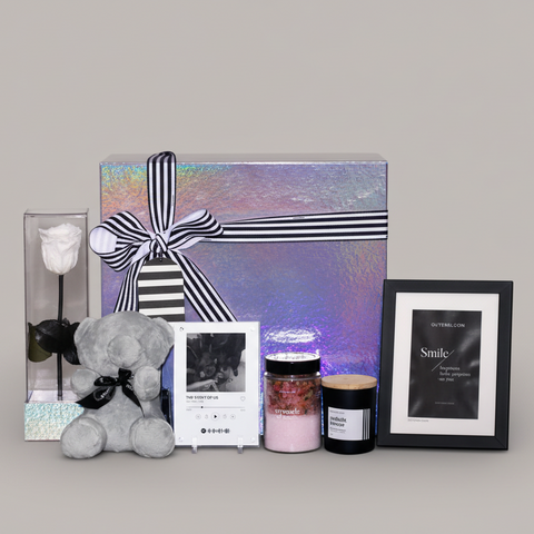 Starlight Hologlow Hampers
