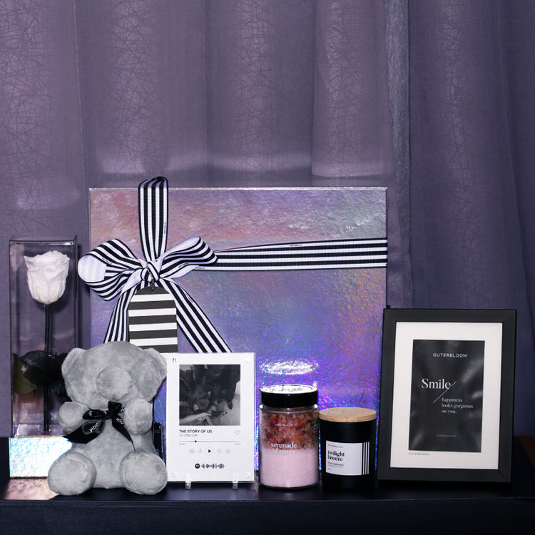 Starlight Hologlow Hampers