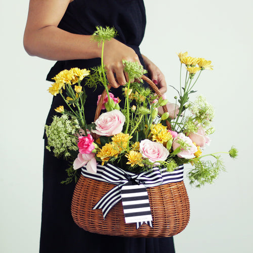 Sweet Paradise in Basket
