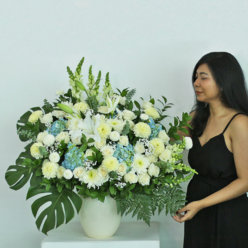 The Clairs in Vase