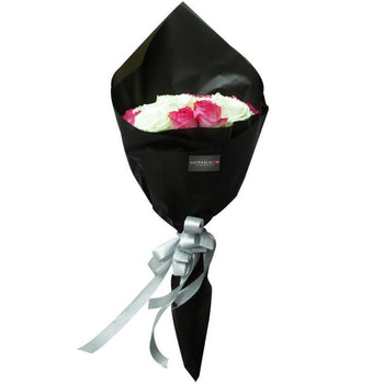 Black Pearl White Pink Small Bouquet