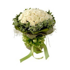 33 White Roses Bouquet