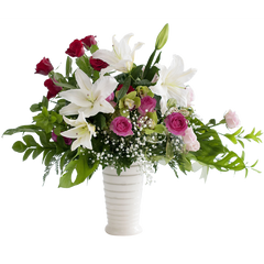 Rose And Lillies Romantic in Vase