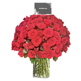 One Hundred Braveheart Red Roses in Vase