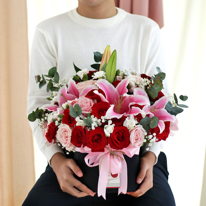Bellarosa Bloom Box