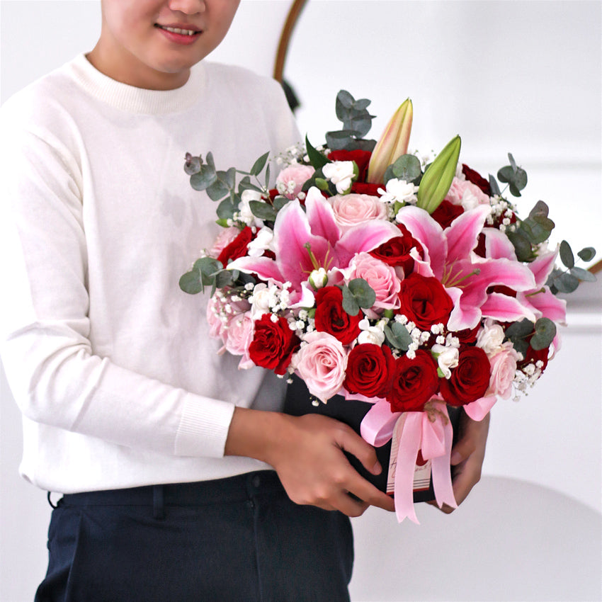 Bellarosa Bloom Box