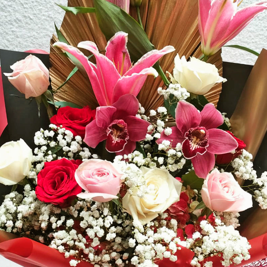 Majestic Romance Bouquet