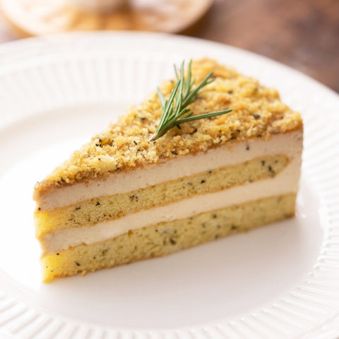 Oma Elly Mary & Olive Cake